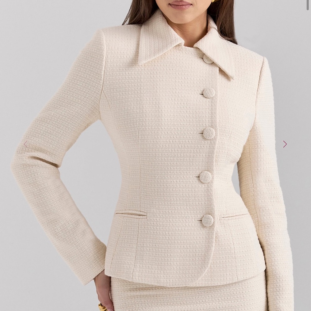Elegant Cream Women's Jacket